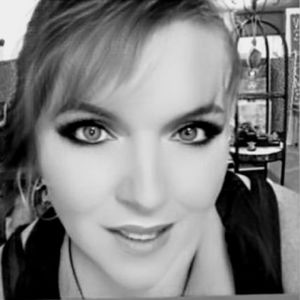 Meet your Posher, Kacie